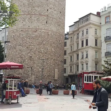 דירה 150m To Galata Tower, Cozy Near Taksim